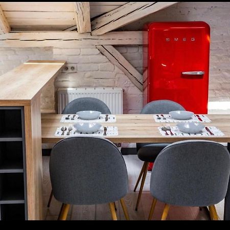 Romari Площа Ринок 29 Apartamento Lviv Exterior foto